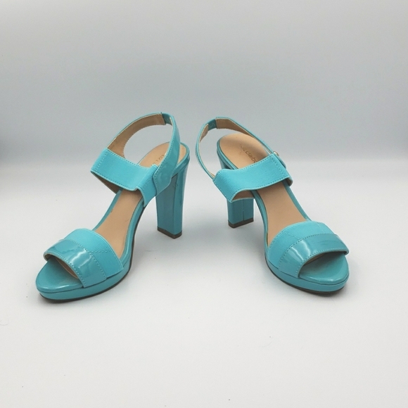 Liz Claiborne high heel sandals, women's size 5, turquoise color. - Picture 8 of 8